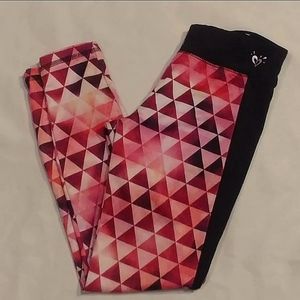Justice Leggings pink Valentine's triangles 10 gir